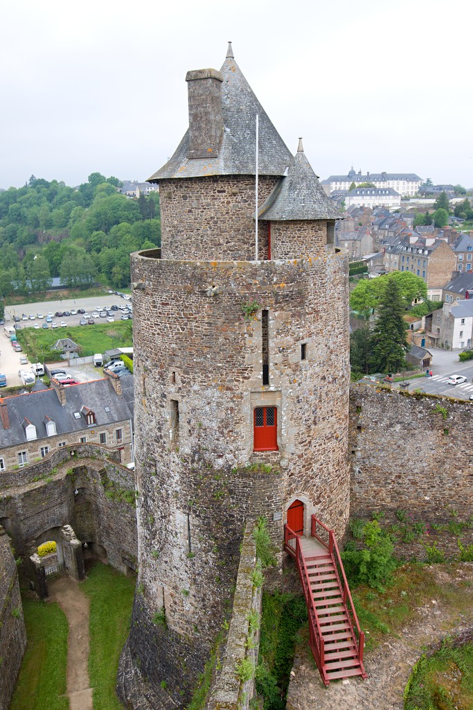 chateau de Fougeres kasteel hdr frankrijk france indre middeleeuwen paleis departement Ille-et-Vilaine slot burcht fort bretagne